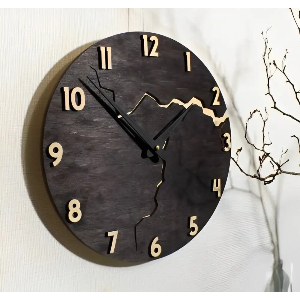 Puinen design-seinäkello – kuva 12