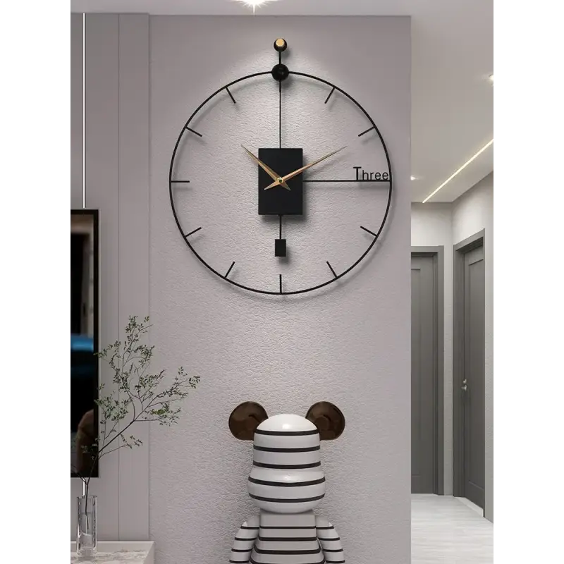 Musta design-seinäkello – kuva 4
