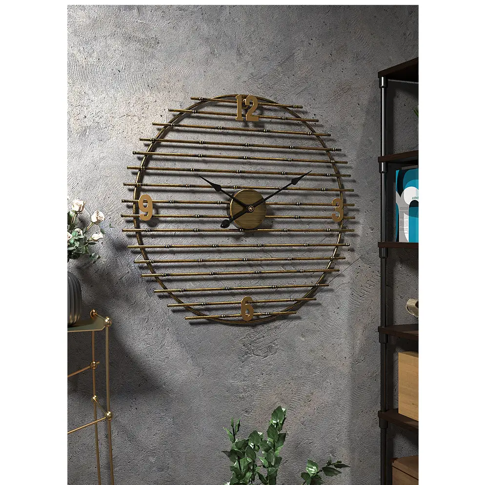 Kullanvärinen metalliseinäkello – kuva 10